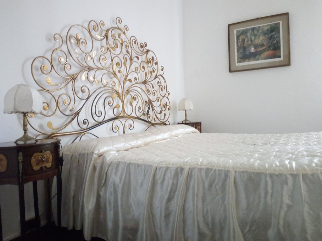לקו Villa Puccini Bed & Breakfast מראה חיצוני תמונה